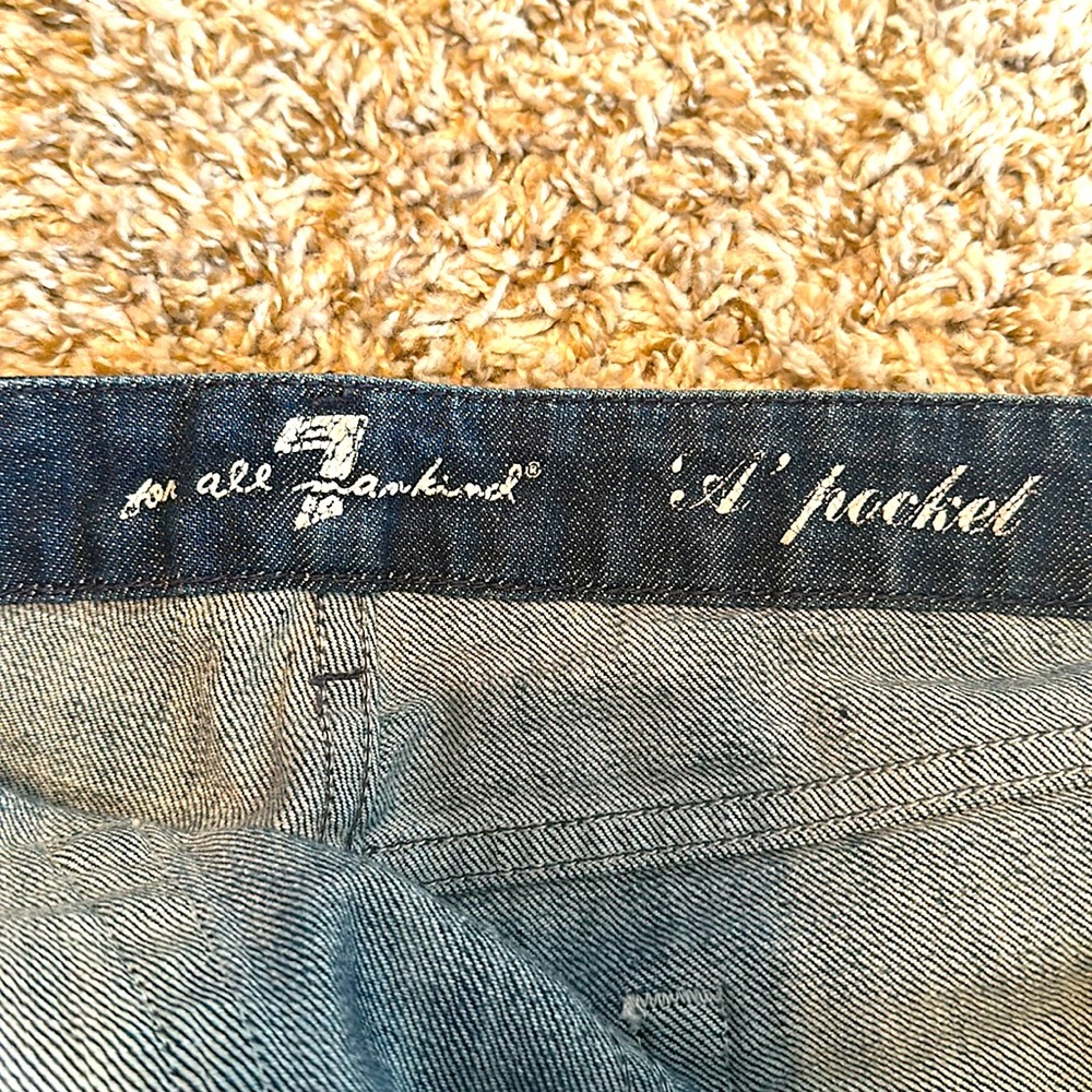 Seven jeans